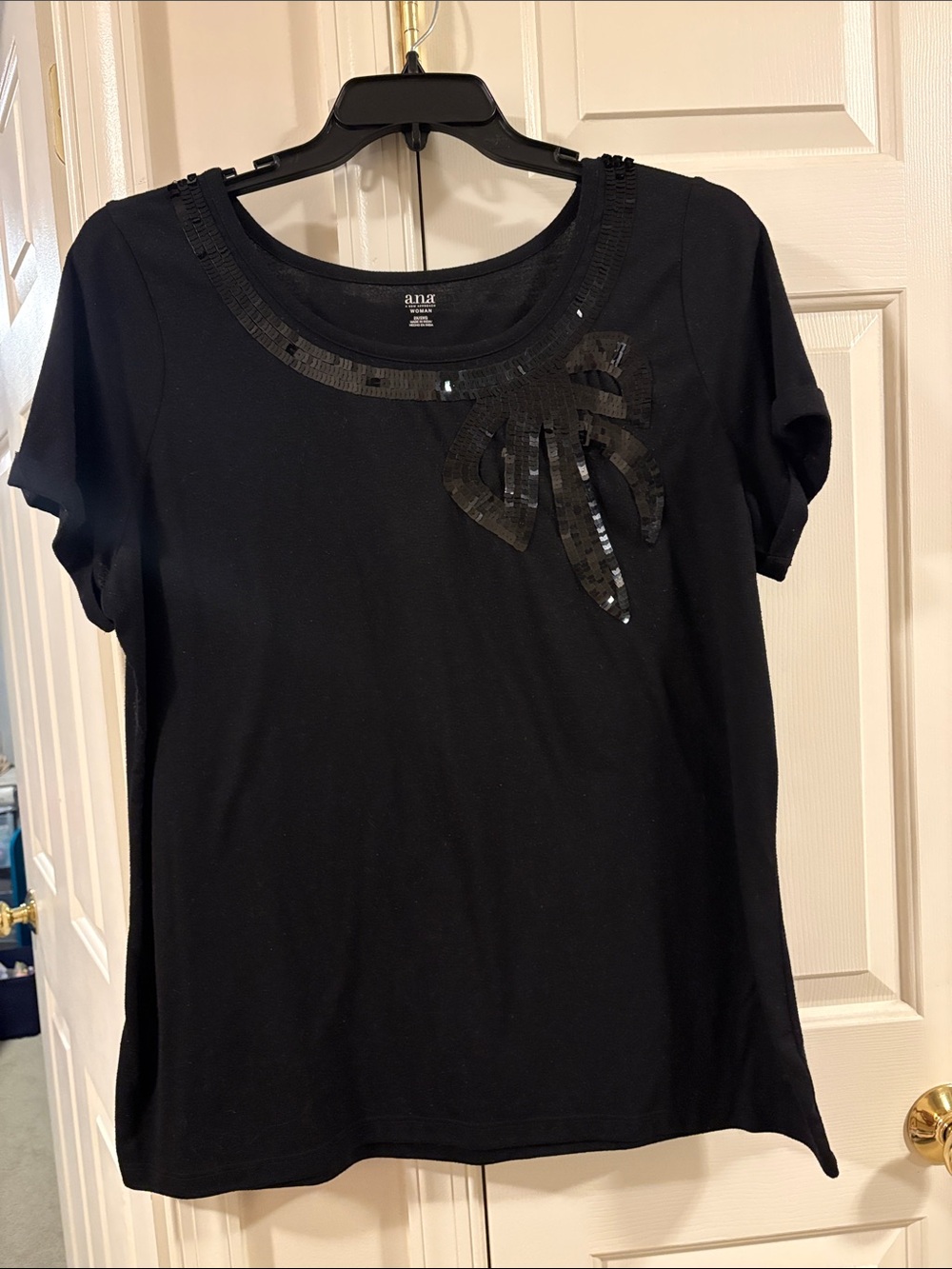 a.n.a Black Short-Sleeve Tee with Sequin Bow Detail